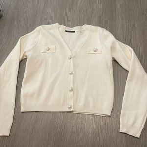 NEW t Tahari cardigan size small